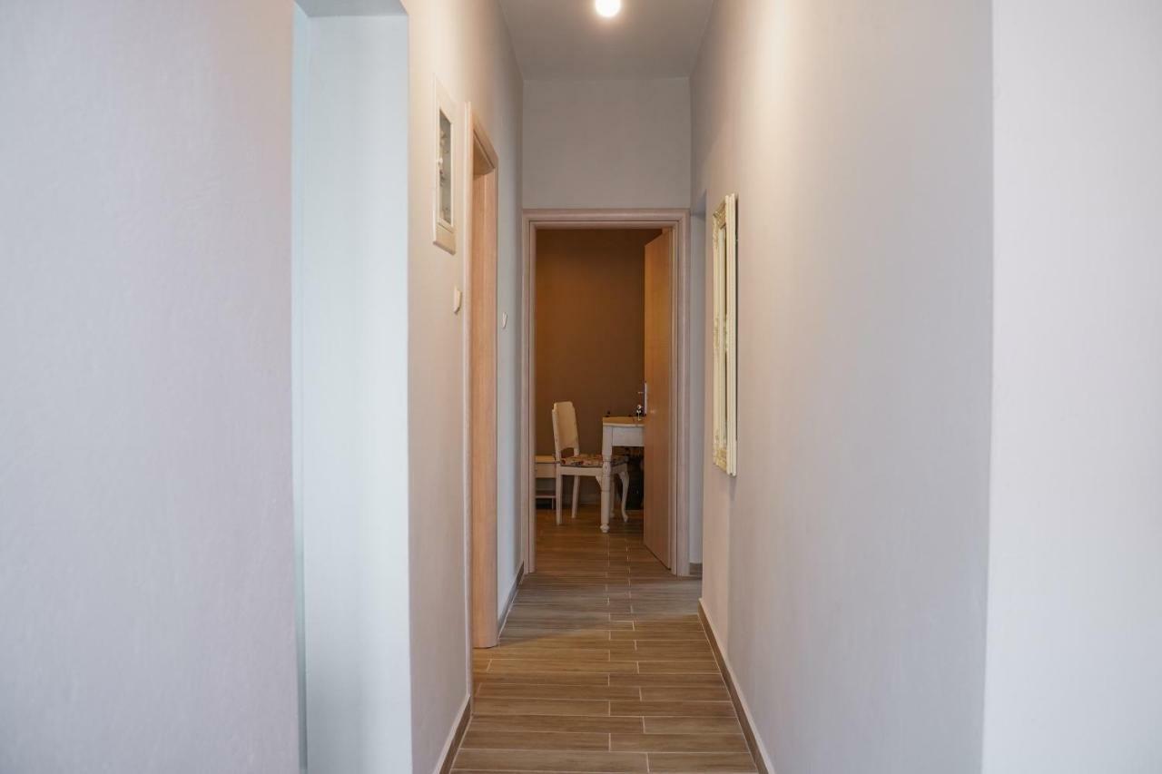Ingreen Apartment Potamia  Luaran gambar